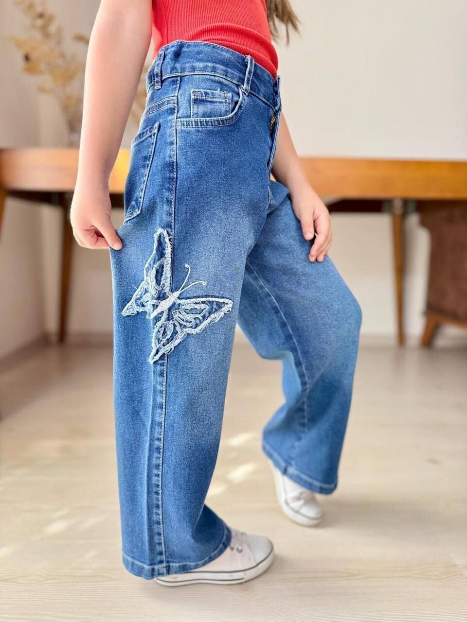 202541 KELEBEK NAKIŞLI  KIZ KOT PANTOLON